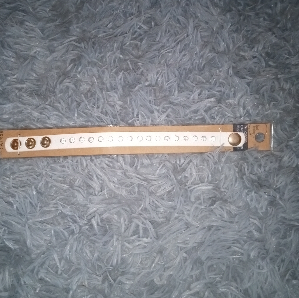 Rhinestone Bracelet 8$
